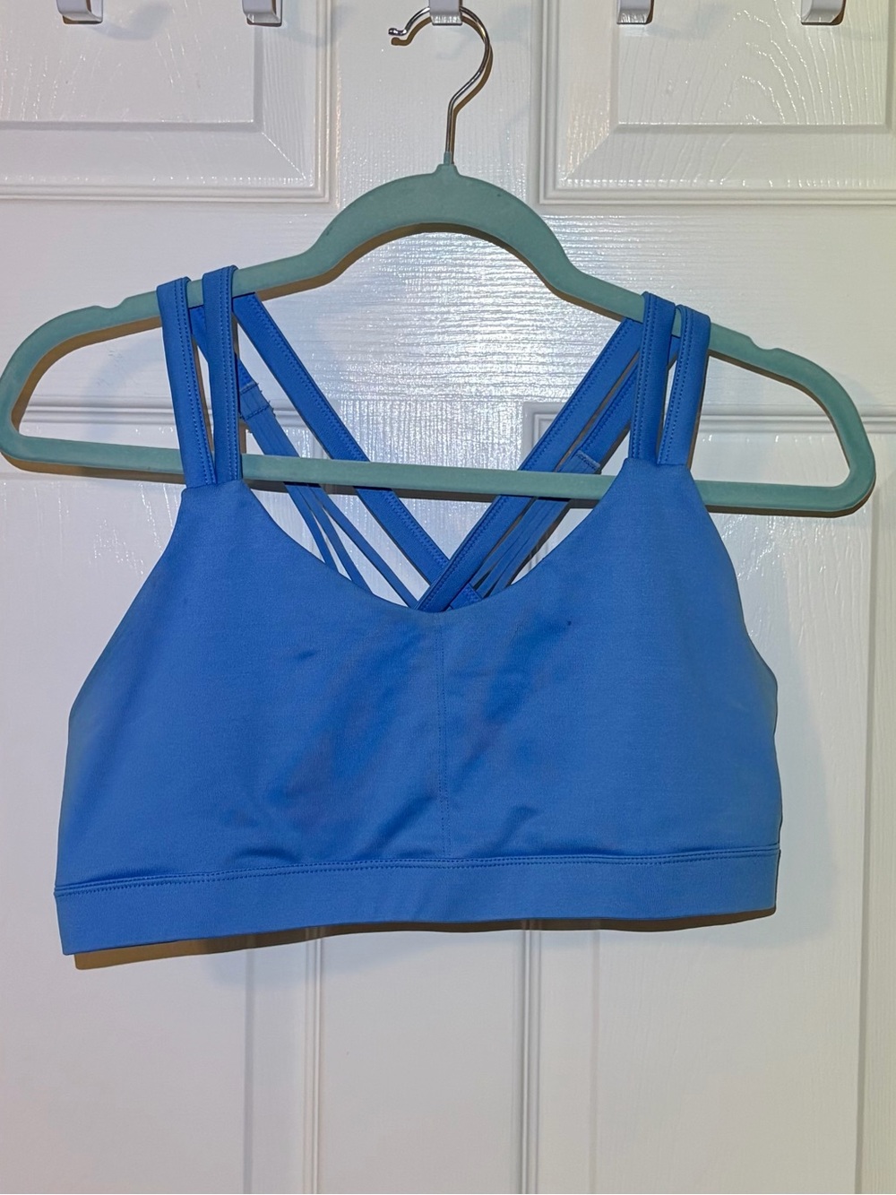 Cornflower Blue Strappy Sports Bra by Target. Size Large